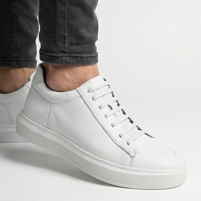 HEIGHTN Onyx sneaker on foot lifestyle shot