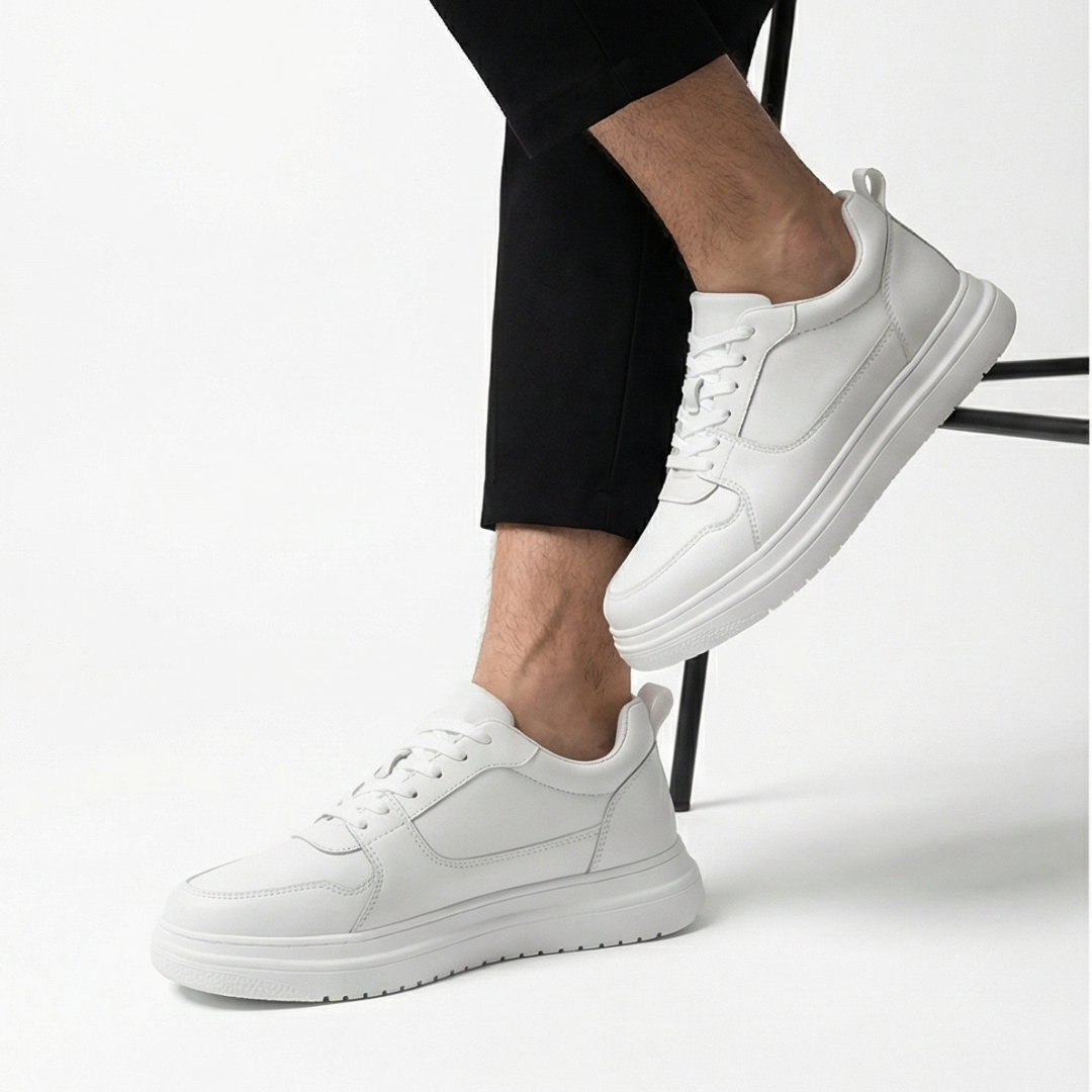 HEIGHTN Vantage sneaker on foot lifestyle shot