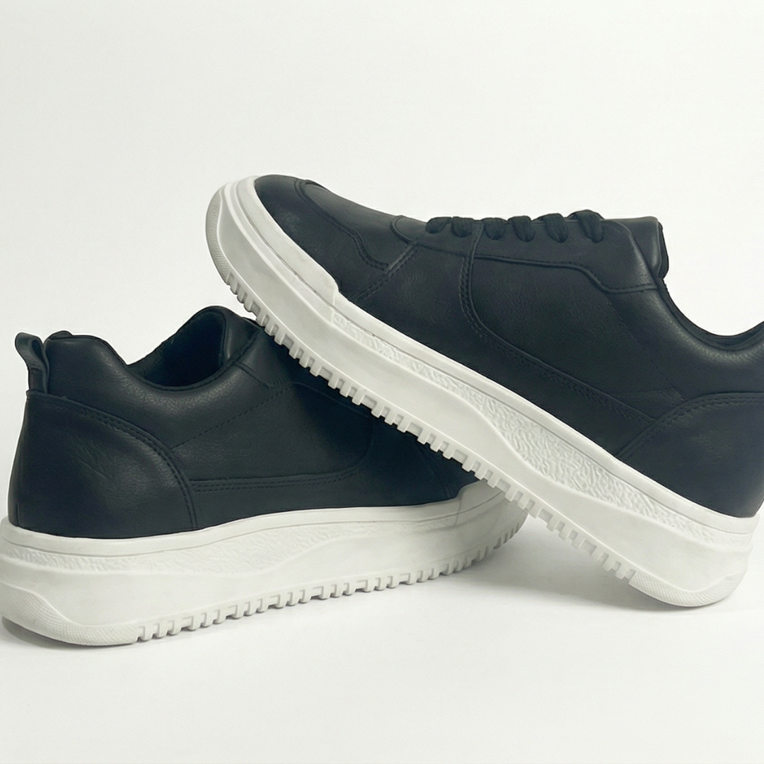 Casual Sneaker — Zenith